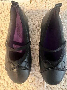 Reaction Kenneth Cole Black Mary Jane Flats with Purple Insole